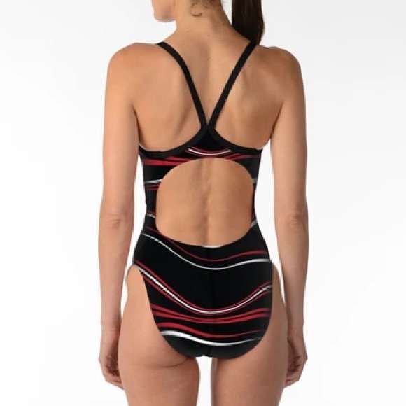 NEW Adidas Elevate Vortex Back Swimsuit in Black - Picture 3 of 6